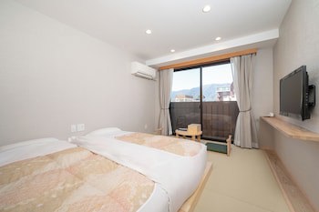 Royal Hotel Kawaguchiko - Hostel