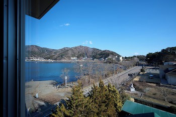 Royal Hotel Kawaguchiko - Hostel