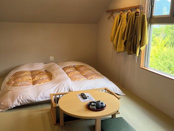 Royal Hotel Kawaguchiko - Hostel