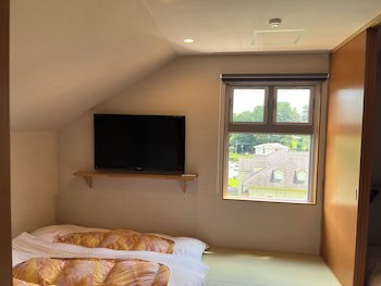 Royal Hotel Kawaguchiko - Hostel