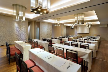 Chihpen Century Hotel