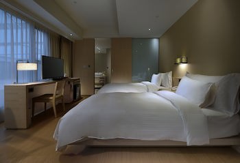Chihpen Century Hotel