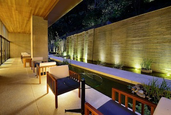 Chihpen Century Hotel