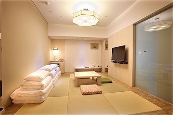 Chihpen Century Hotel