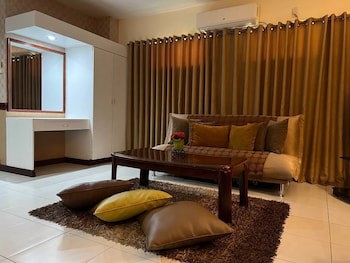 Subic Residencias