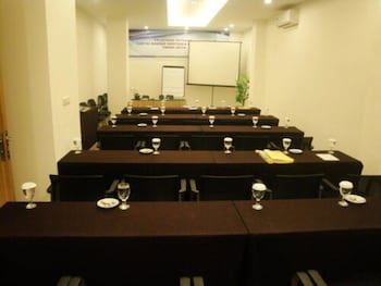 Top Hotel Manado