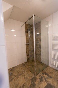 Allure Garden Apartments