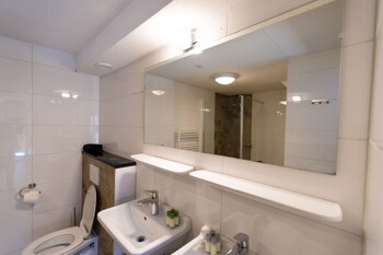 Allure Garden Apartments