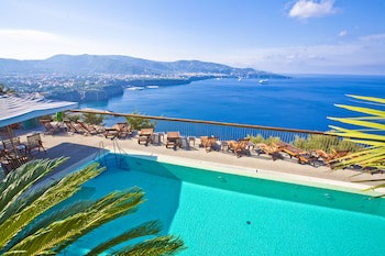 Hotel Mega Mare