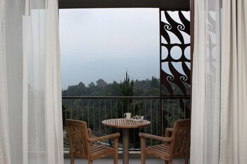 Pesona Alam Resort & Spa