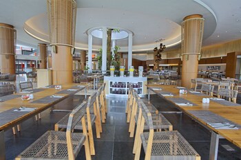 Pesona Alam Resort & Spa