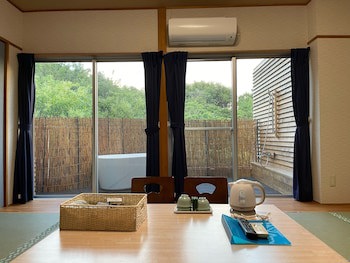 Alaise De Bale Shirahama