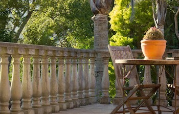 Aziza Guesthouse