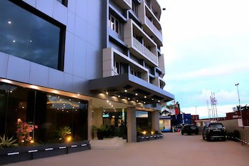 Marina Mamberamo Hotel