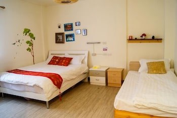 Ding Ding B & B