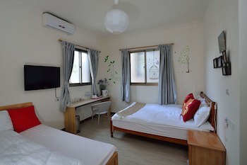 Ding Ding B & B