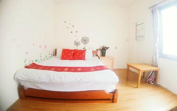 Ding Ding B & B