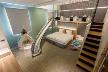 Green Hotel