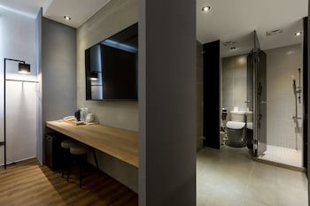 Green Hotel