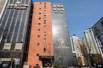 Cleopatra Hotel