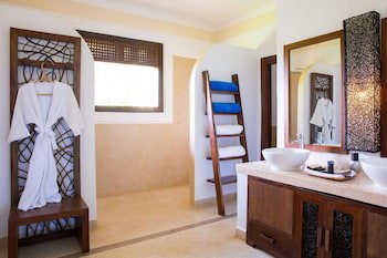 Fruit & Spice Wellness Resort Zanzibar