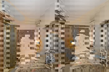 By Murat Royal Hotels