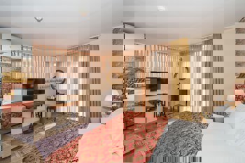 By Murat Royal Hotels