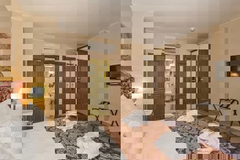 By Murat Royal Hotels