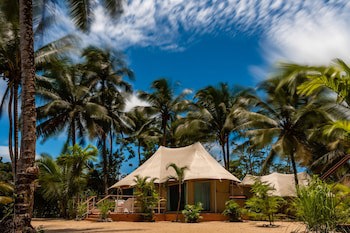 Canvas And Orchids Retreat