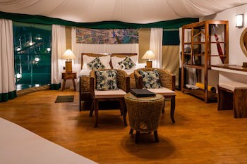 Canvas And Orchids Retreat