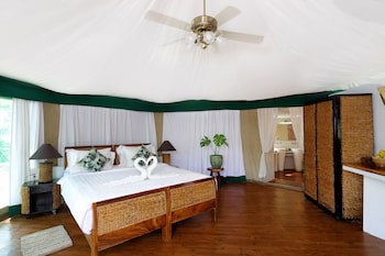 Canvas And Orchids Retreat
