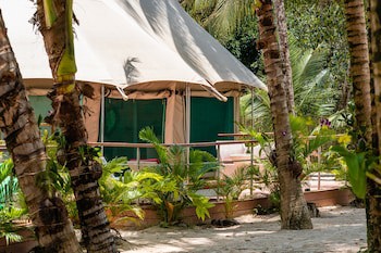 Canvas And Orchids Retreat