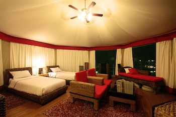 Canvas And Orchids Retreat