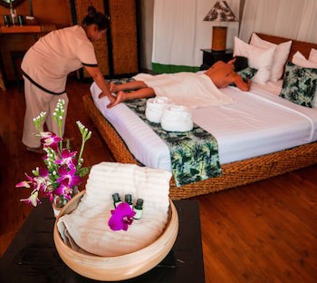 Canvas And Orchids Retreat