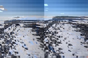 Duja Chalet Ski Center