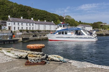 The Lodge Hotel
