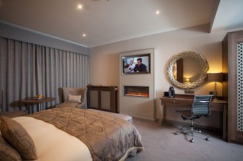 The Lodge Hotel