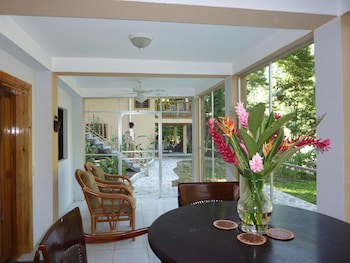 Villas Pico Bonito