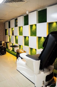 Golden Tulip Dar Es Salaam City Center Hotel