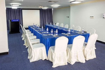 Golden Tulip Dar Es Salaam City Center Hotel