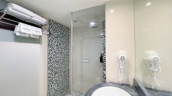 Delton Hotel