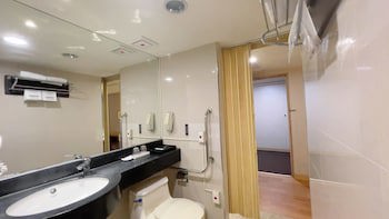 Delton Hotel