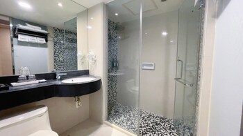 Delton Hotel