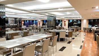 Delton Hotel