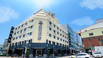 Delton Hotel