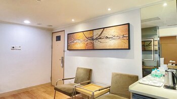 Delton Hotel