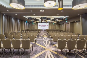 Crowne Plaza Aberdeen Airport, An Ihg Hotel