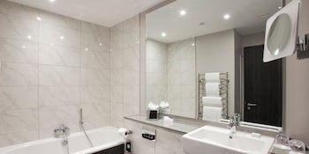 Crowne Plaza Aberdeen Airport, An Ihg Hotel