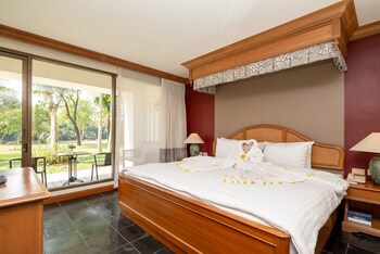 Comsaed River Kwai Resort