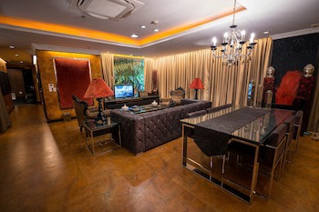 Fields Plaza Condo